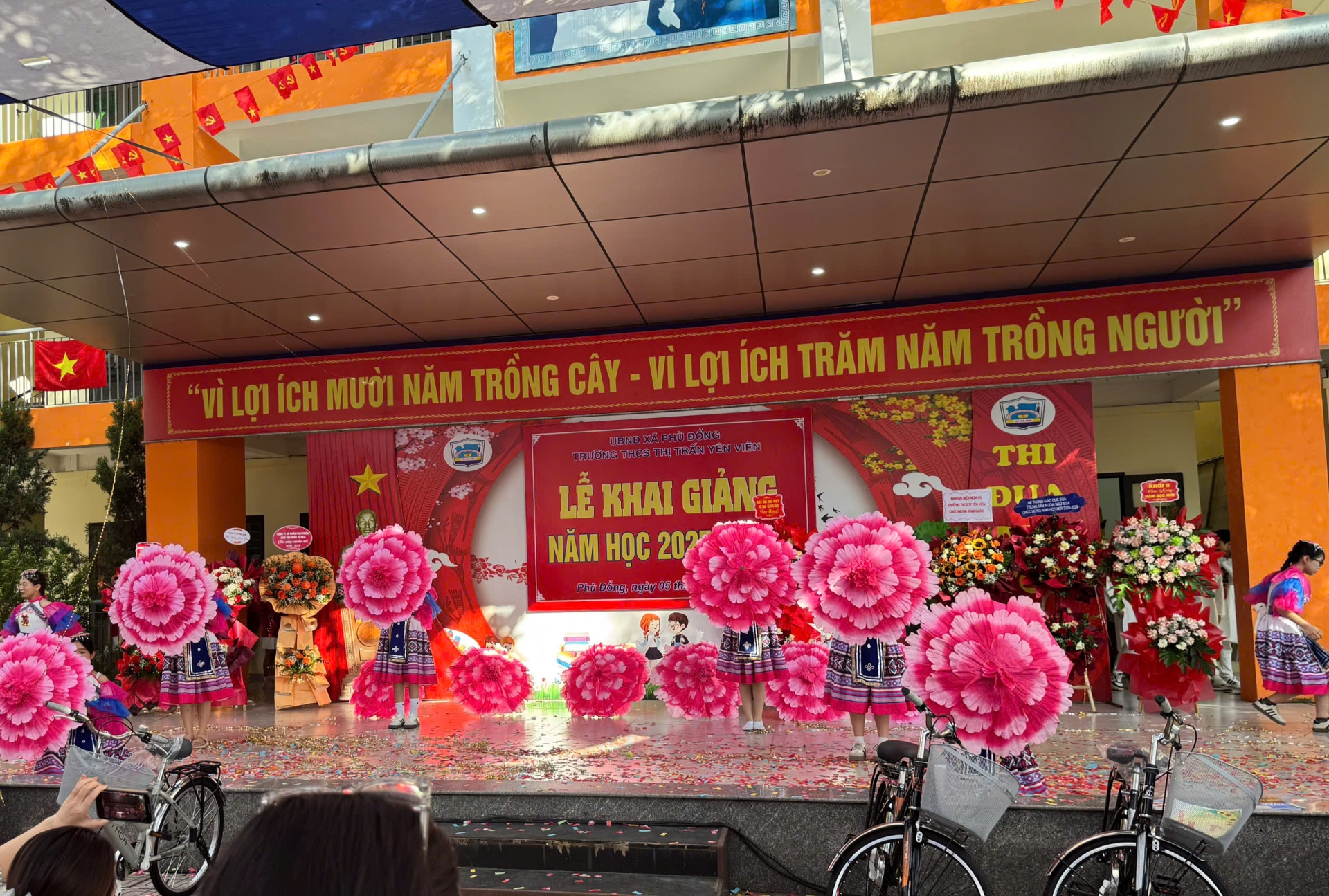 HỢP TIẾN PHÁT HÒA CHUNG KHÔNG KHÍ NGÀY KHAI TRƯỜNG